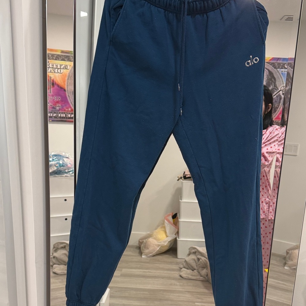 ALO Yoga Deep Blue Jogger Pants